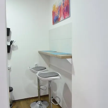 Central Apartment Apartament *