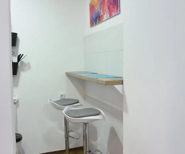 Central Apartment Apartment *